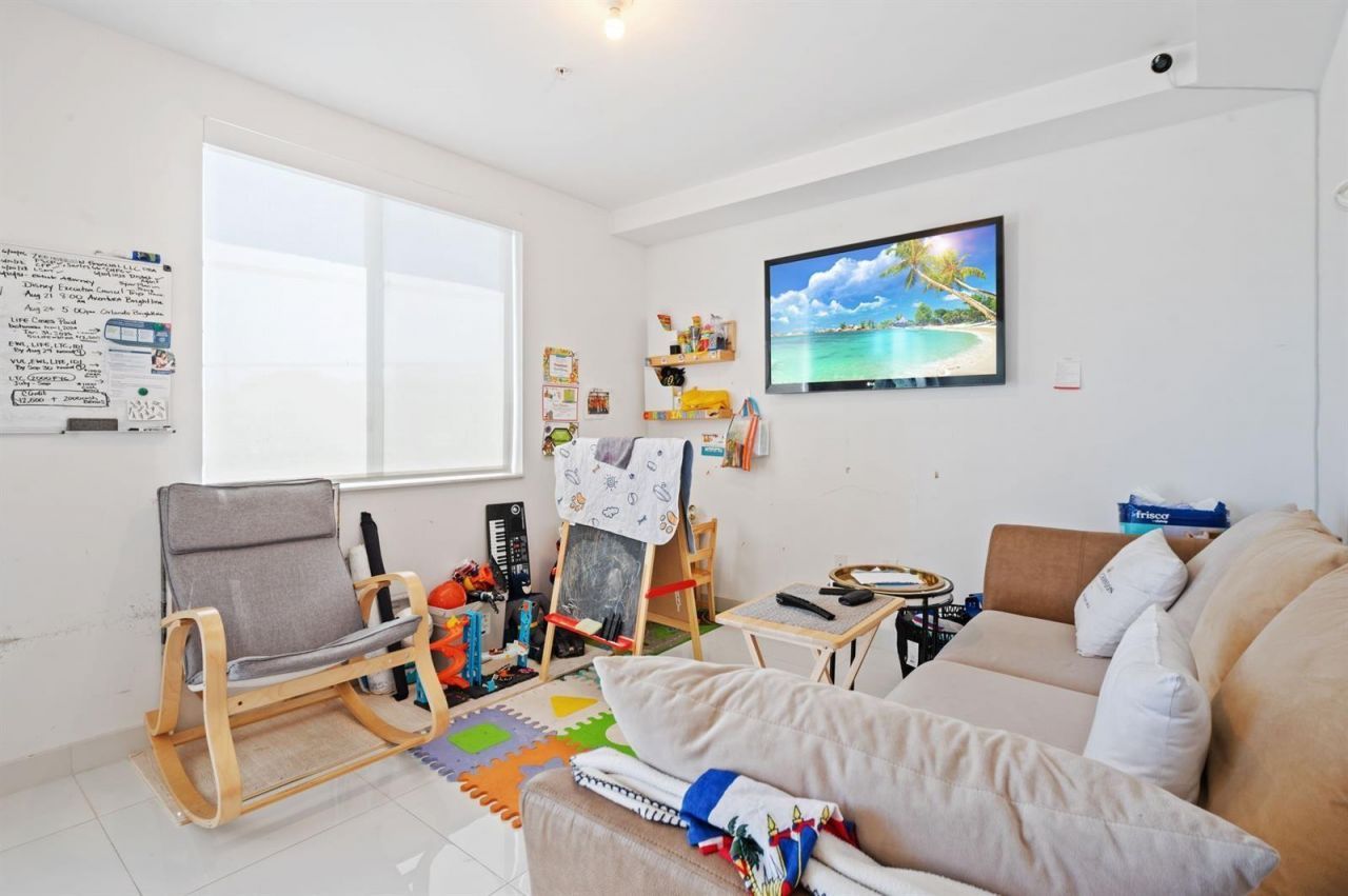 2651 NE 212th Terrace, Unit 201, Aventura, FL 33180 Photo