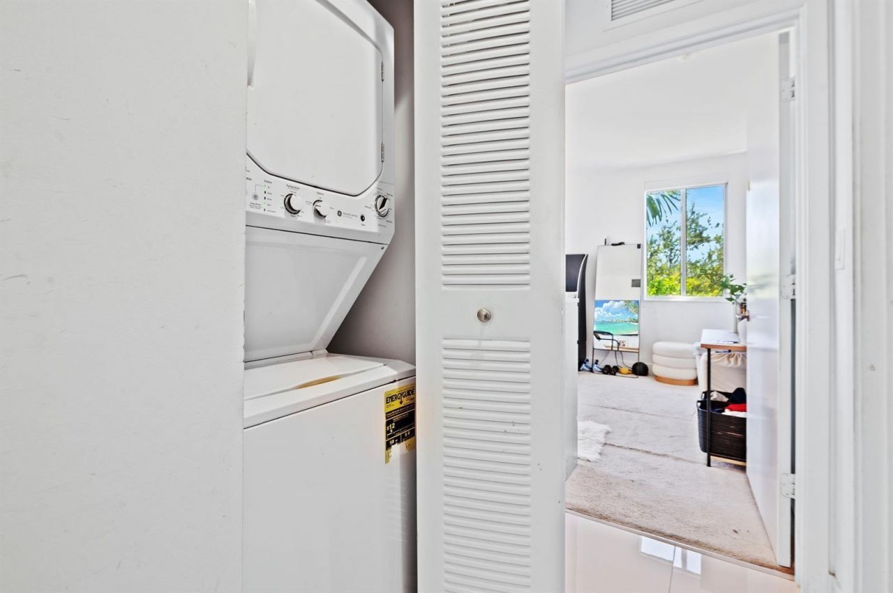 2651 NE 212th Terrace, Unit 201, Aventura, FL 33180 Photo