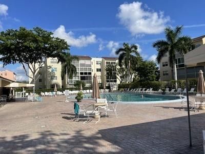2811 Somerset Drive, Unit 408, Lauderdale Lakes, FL 33311 Photo