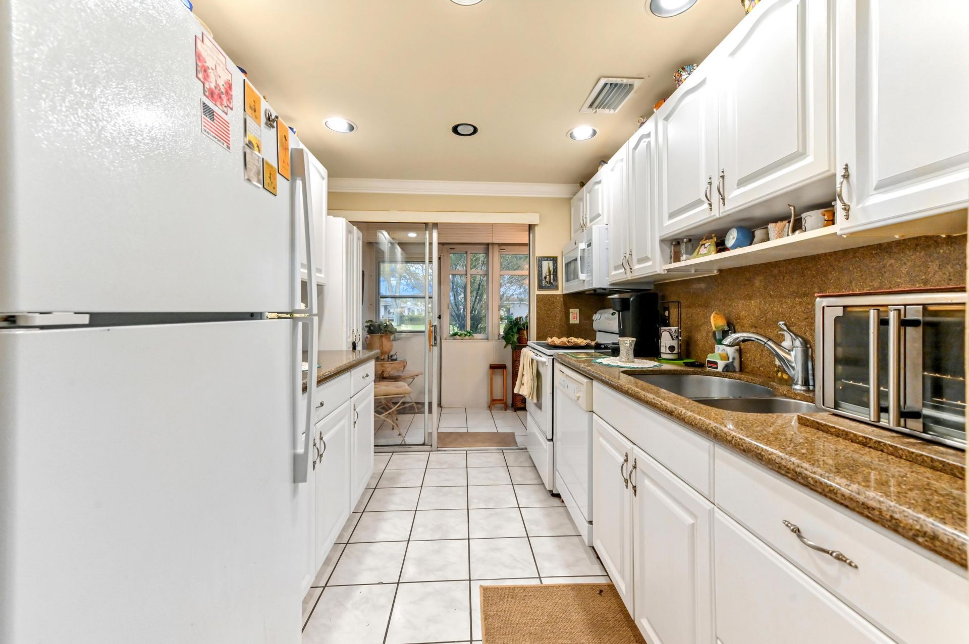 6 Abbey Lane, Unit 104, Delray Beach, FL 33446 Photo