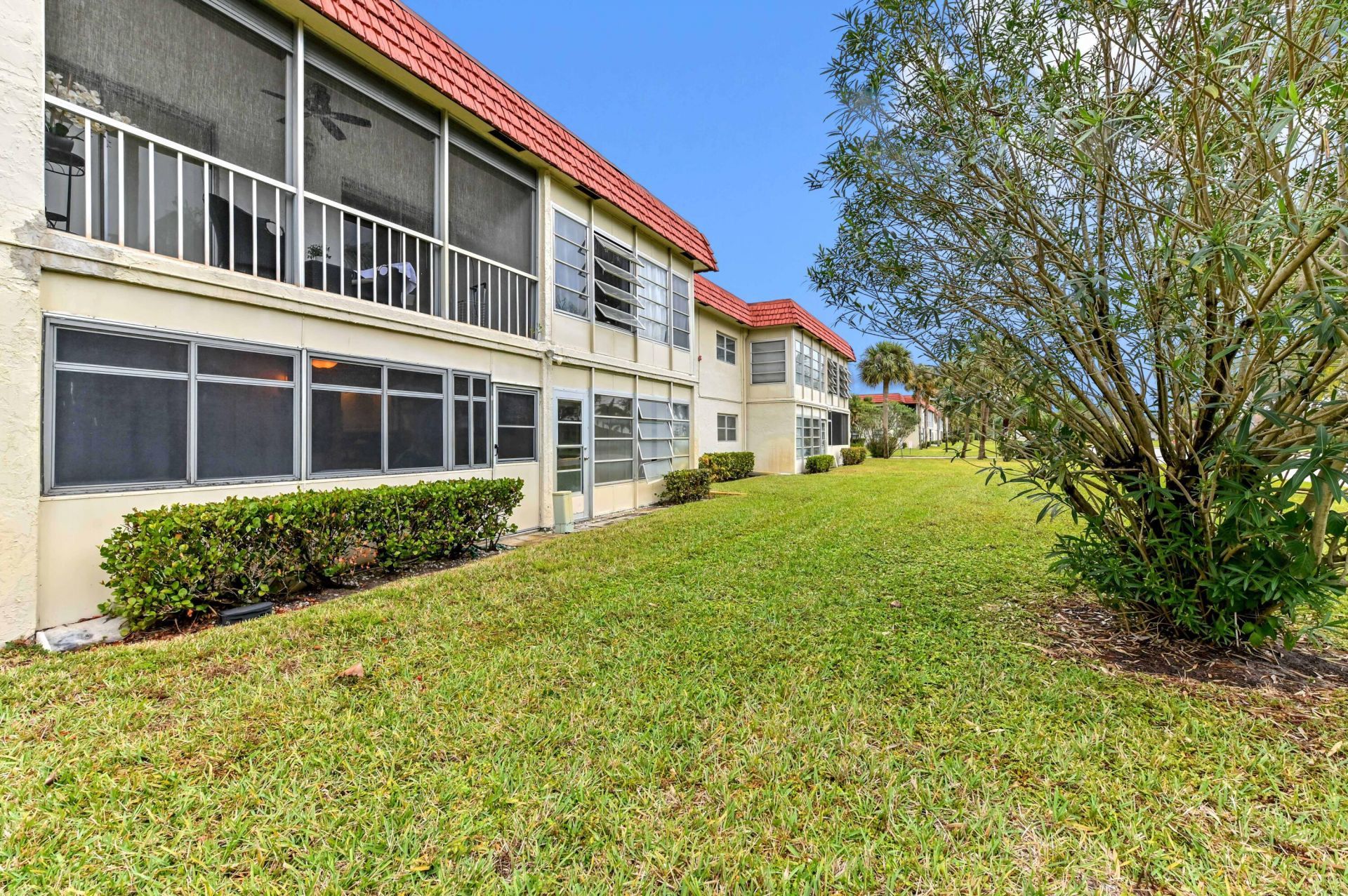 6 Abbey Lane, Unit 104, Delray Beach, FL 33446 Photo