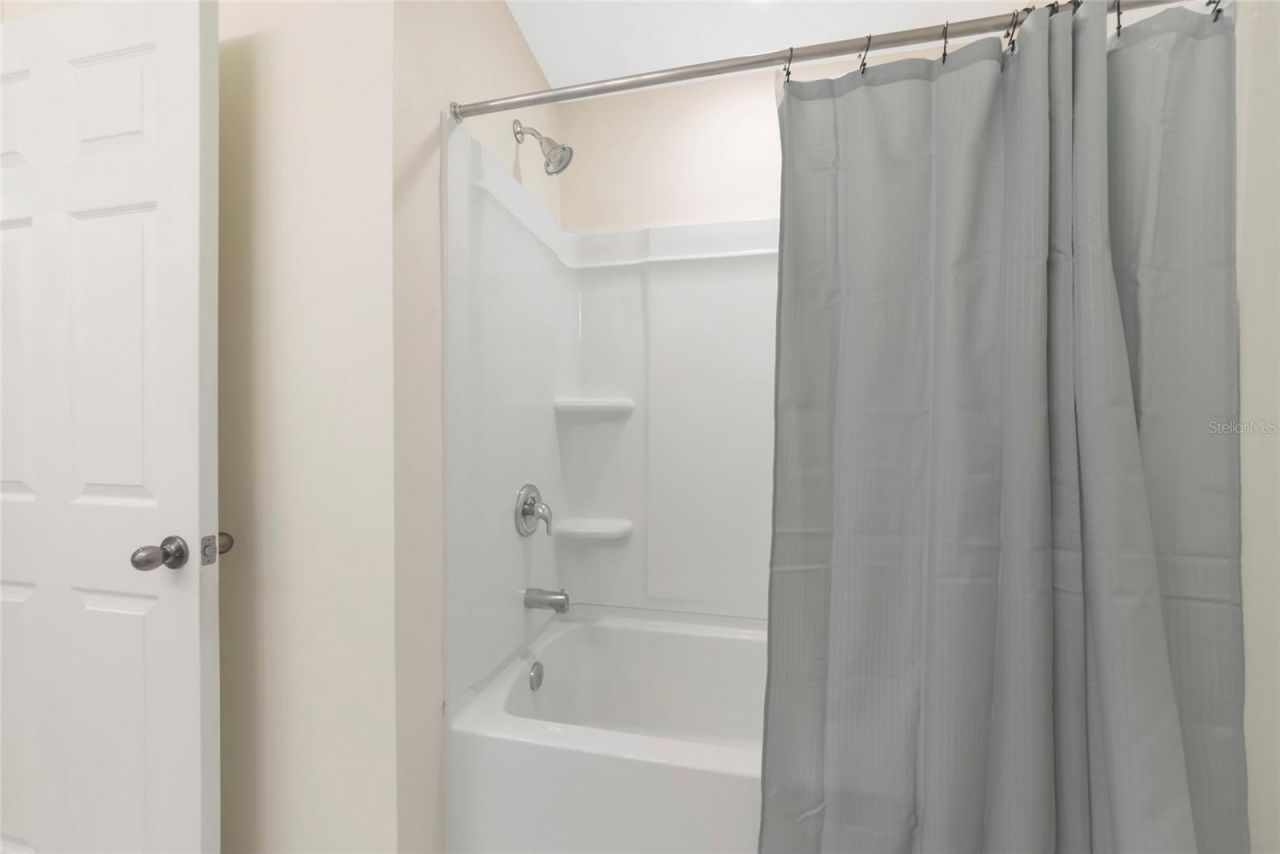 3558 74th Avenue Circle E, Sarasota, FL 34243 Photo