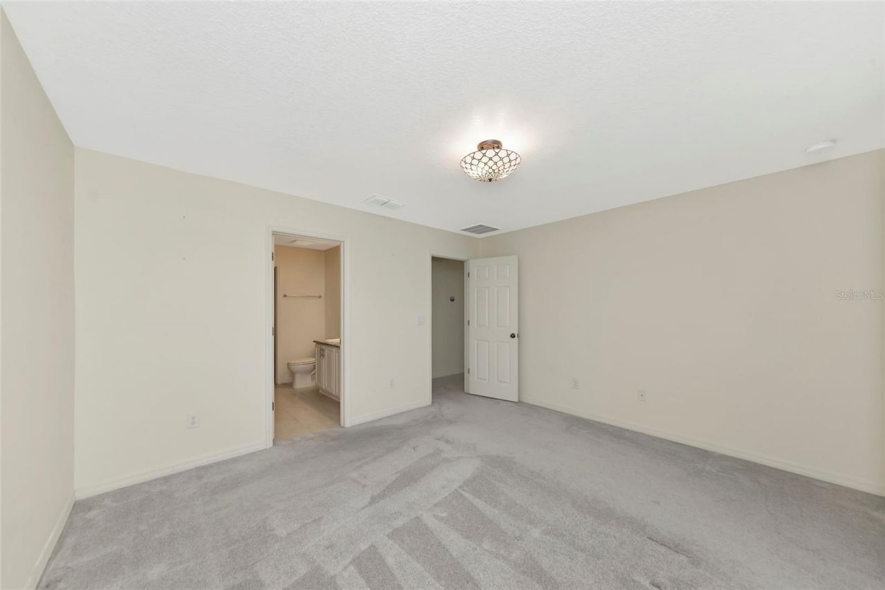 3558 74th Avenue Circle E, Sarasota, FL 34243 Photo