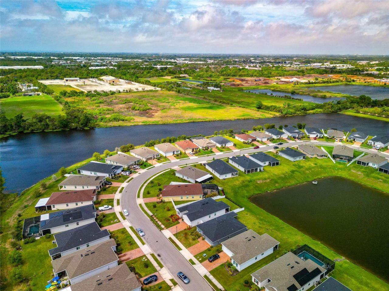 3558 74th Avenue Circle E, Sarasota, FL 34243 Photo