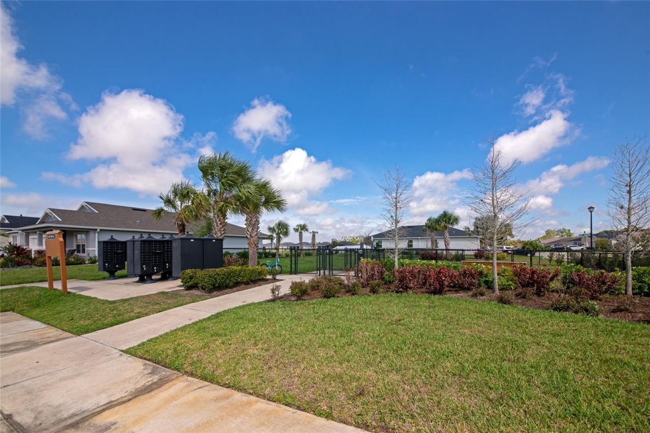 3558 74th Avenue Circle E, Sarasota, FL 34243 Photo