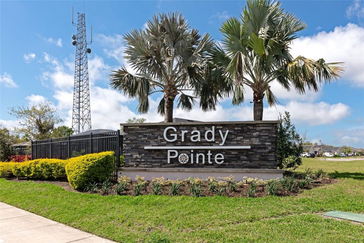 3558 74th Avenue Circle E, Sarasota, FL 34243 Photo