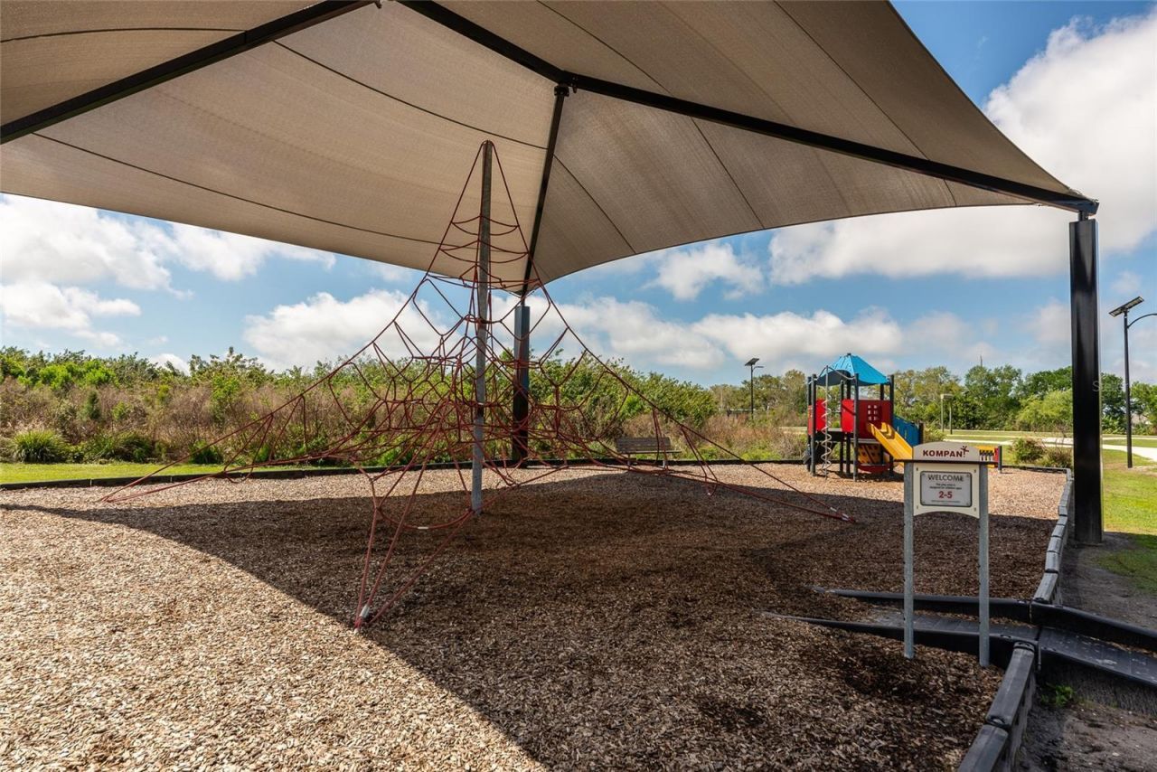 3558 74th Avenue Circle E, Sarasota, FL 34243 Photo