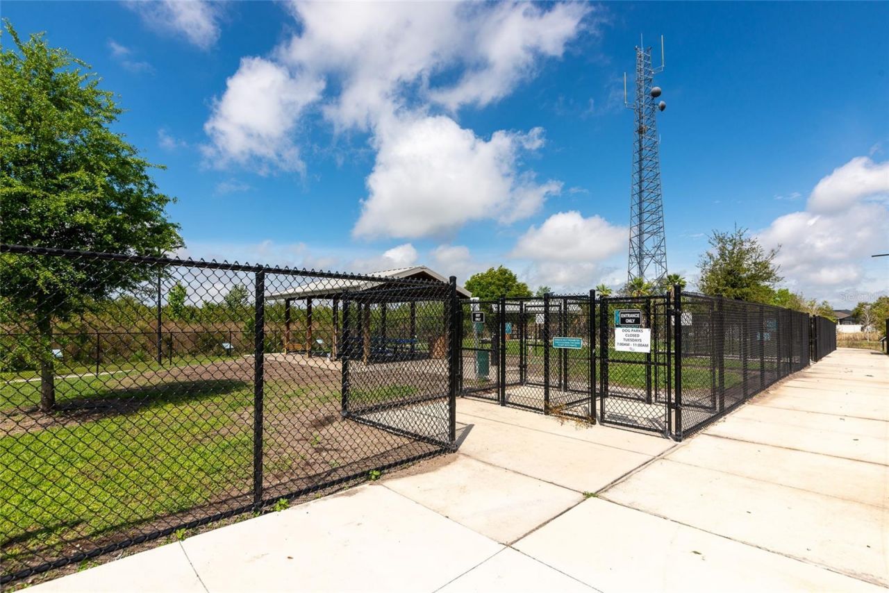 3558 74th Avenue Circle E, Sarasota, FL 34243 Photo