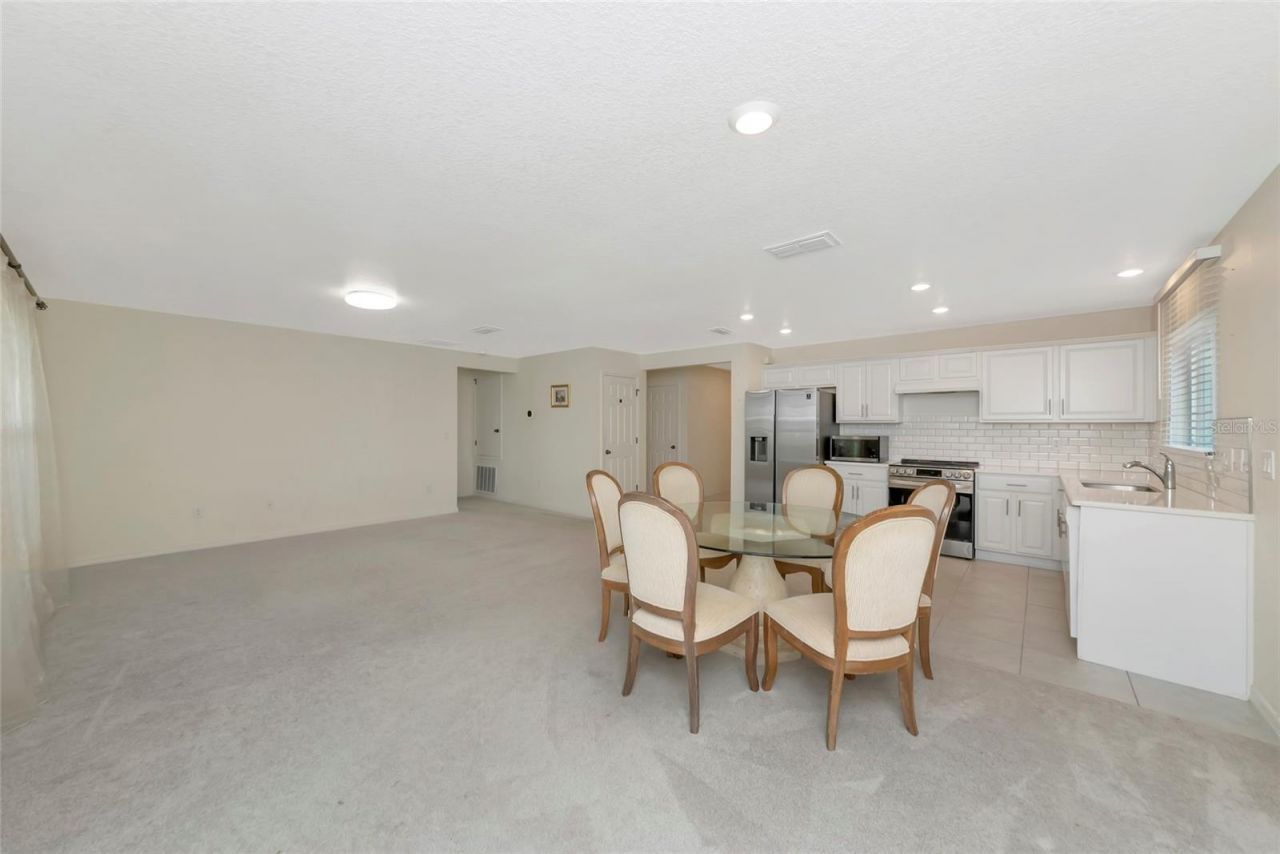 3558 74th Avenue Circle E, Sarasota, FL 34243 Photo