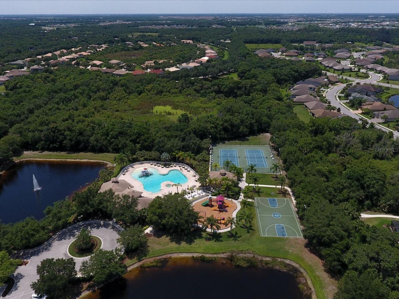 1041 Buttercup Glen, Bradenton, FL 34212 Photo