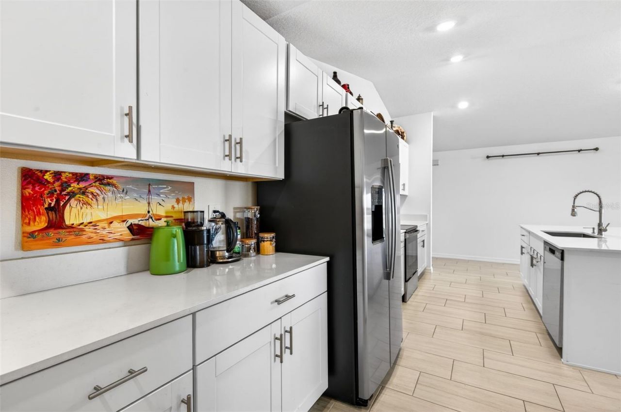 15217 Zircon Red Drive, Wimauma, FL 33598 Photo