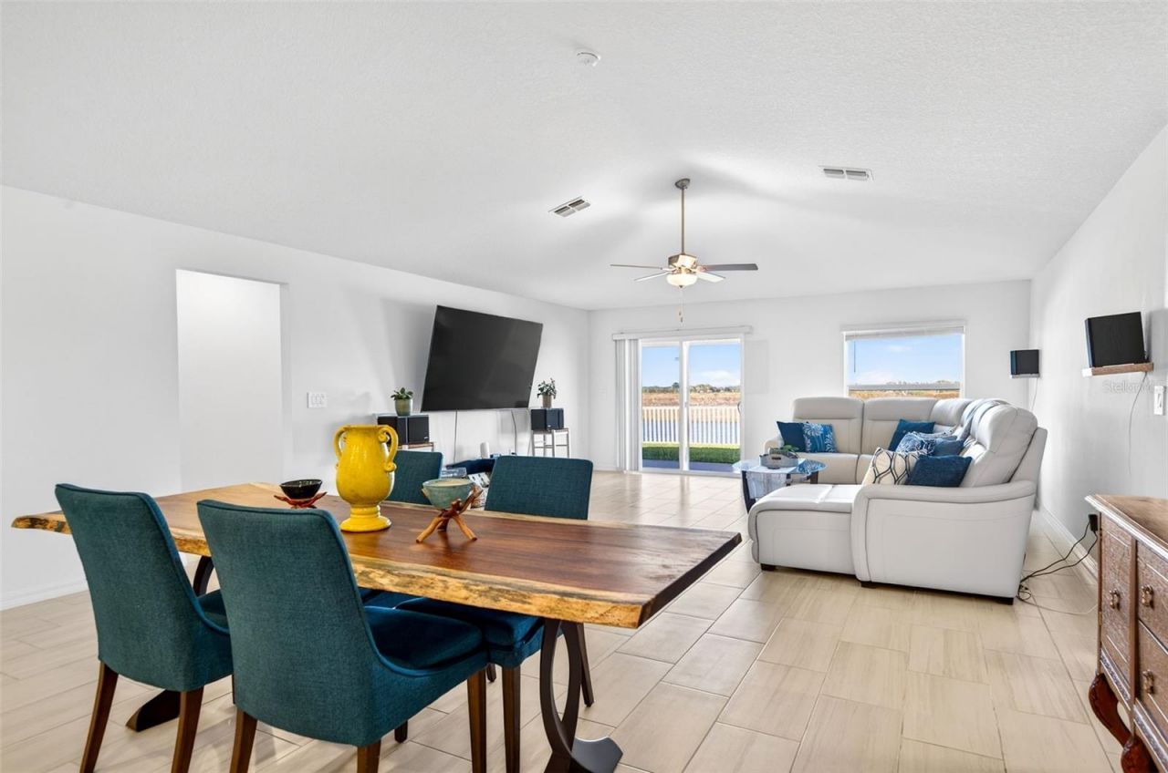 15217 Zircon Red Drive, Wimauma, FL 33598 Photo