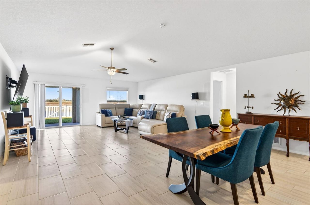 15217 Zircon Red Drive, Wimauma, FL 33598 Photo