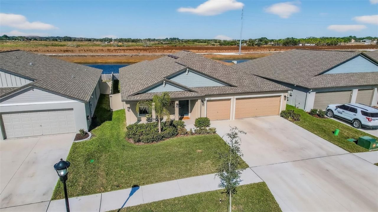 15217 Zircon Red Drive, Wimauma, FL 33598 Photo