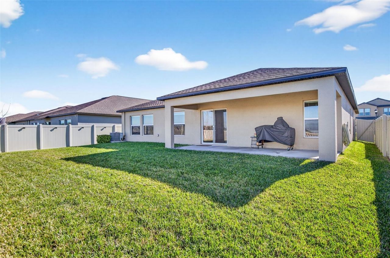 15217 Zircon Red Drive, Wimauma, FL 33598 Photo