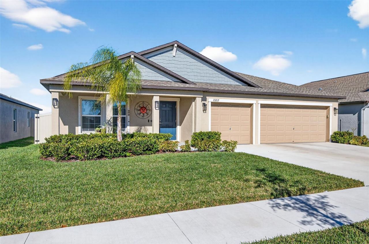 15217 Zircon Red Drive, Wimauma, FL 33598 Photo
