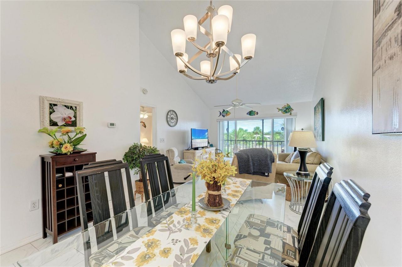 408 Cerromar Circle, Unit 335, Venice, FL 34293 Photo