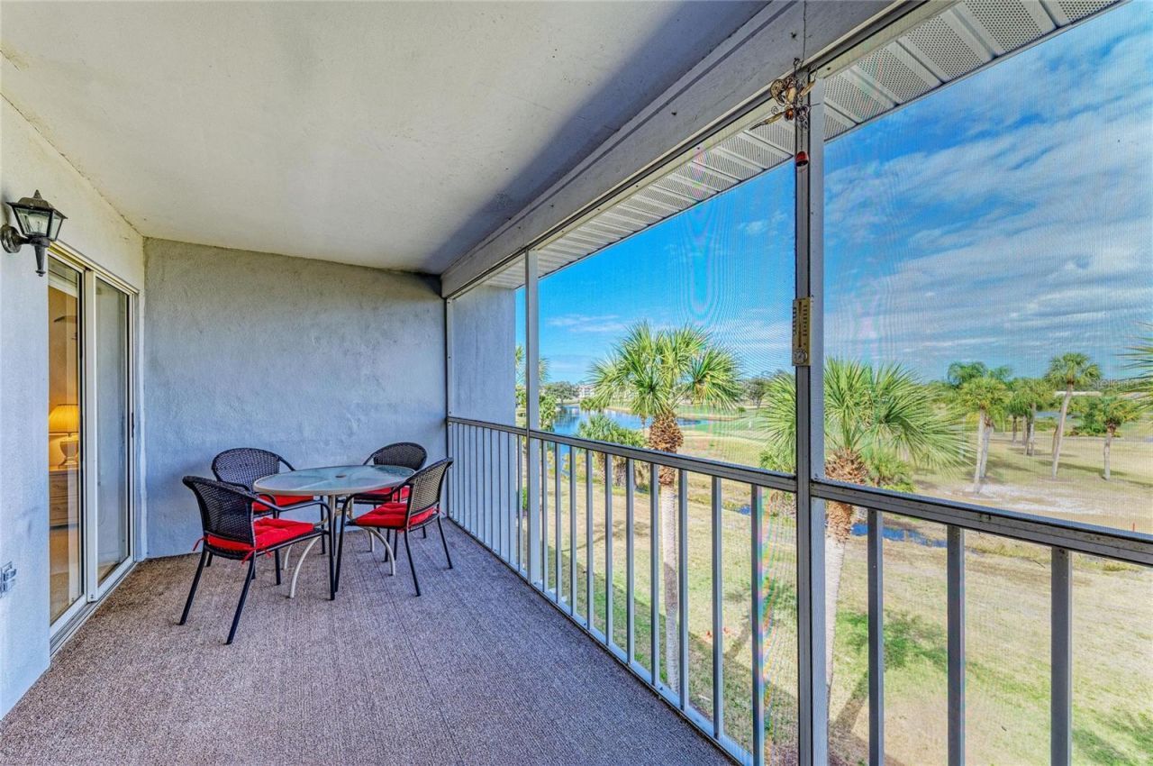 408 Cerromar Circle, Unit 335, Venice, FL 34293 Photo