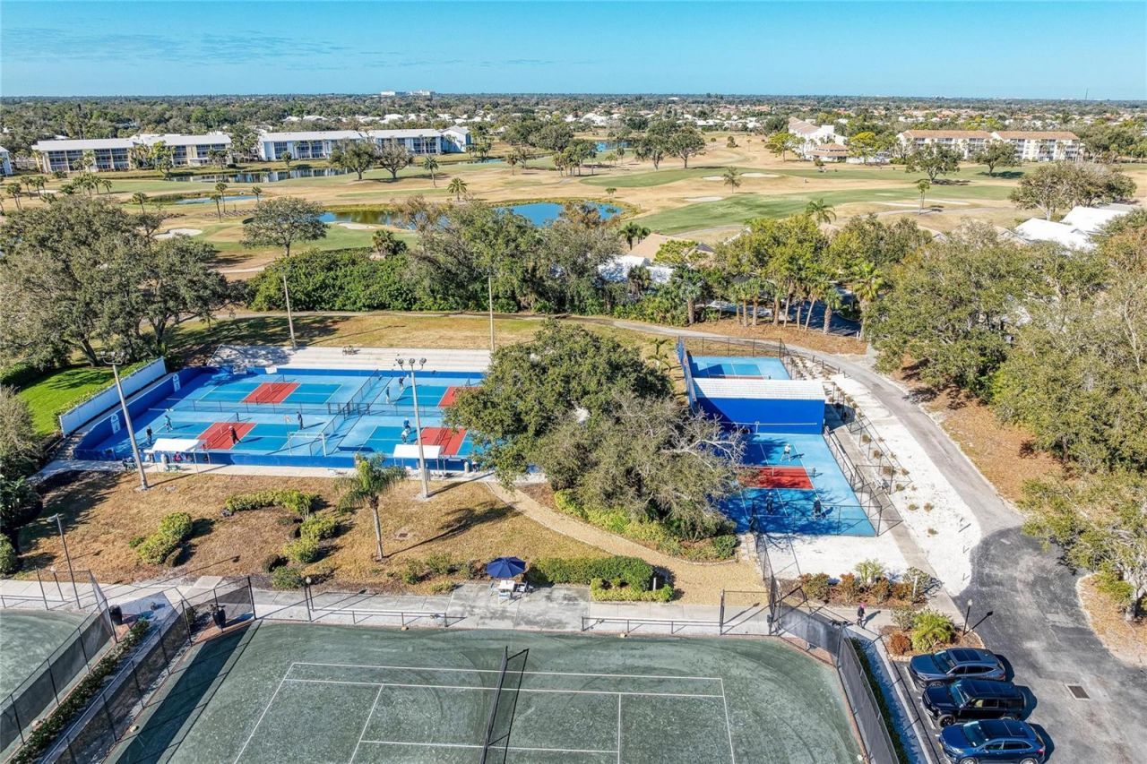 408 Cerromar Circle, Unit 335, Venice, FL 34293 Photo