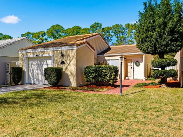 109 LAS FLORES, WINTER HAVEN, FL 33884