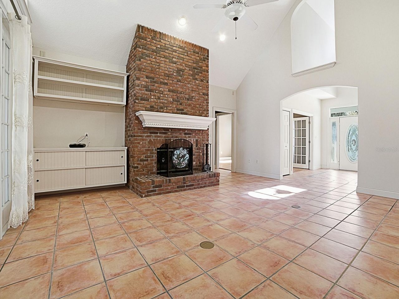 592 Crescent Street, Umatilla, FL 32784 Photo