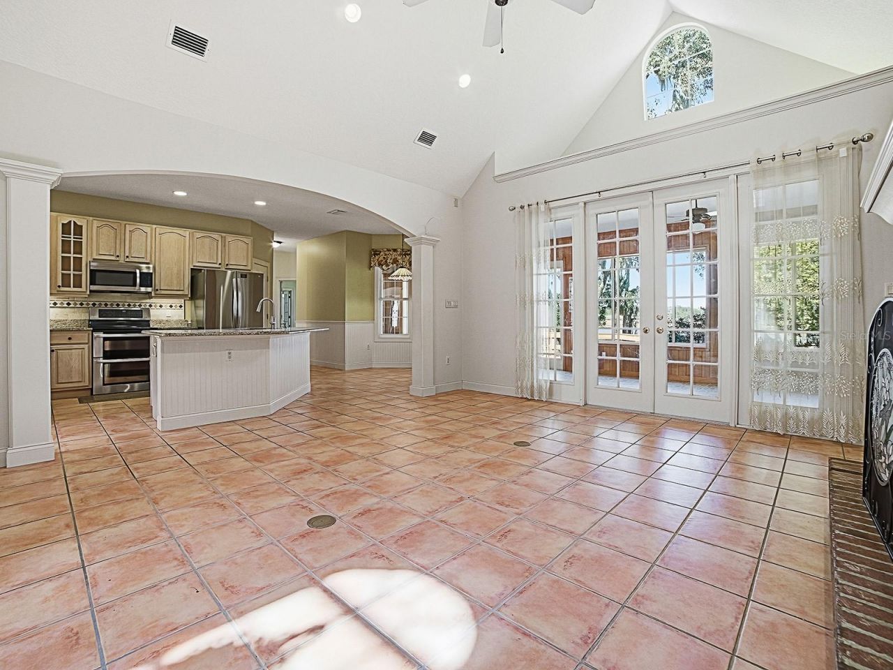 592 Crescent Street, Umatilla, FL 32784 Photo