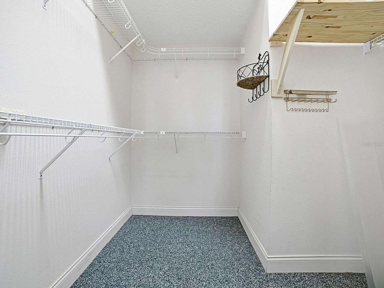 592 Crescent Street, Umatilla, FL 32784 Photo