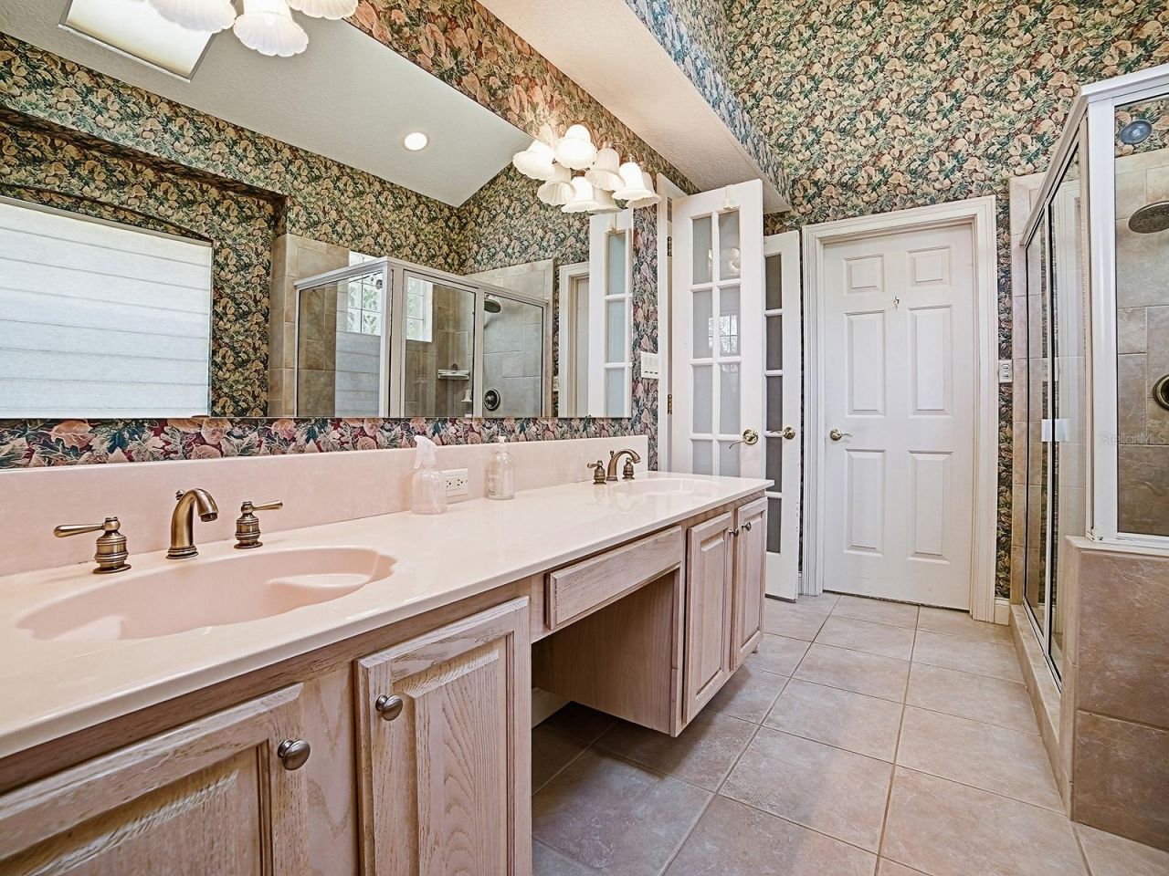 592 Crescent Street, Umatilla, FL 32784 Photo