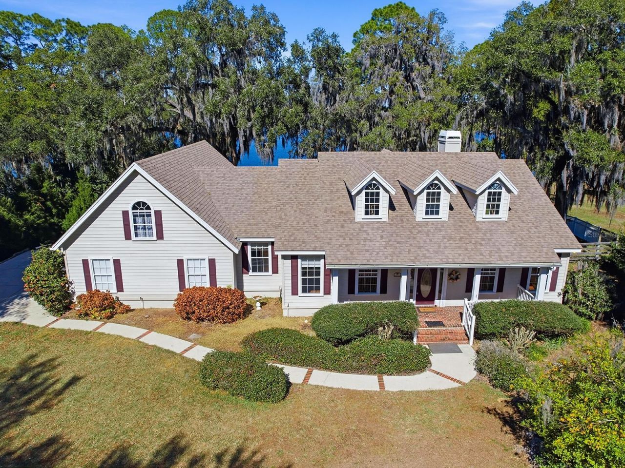 592 Crescent Street, Umatilla, FL 32784 Photo