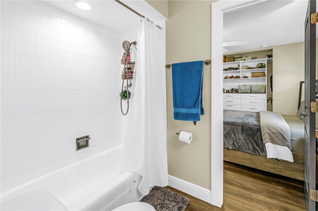 8261 28th Avenue N, Saint Petersburg, FL 33710 Photo