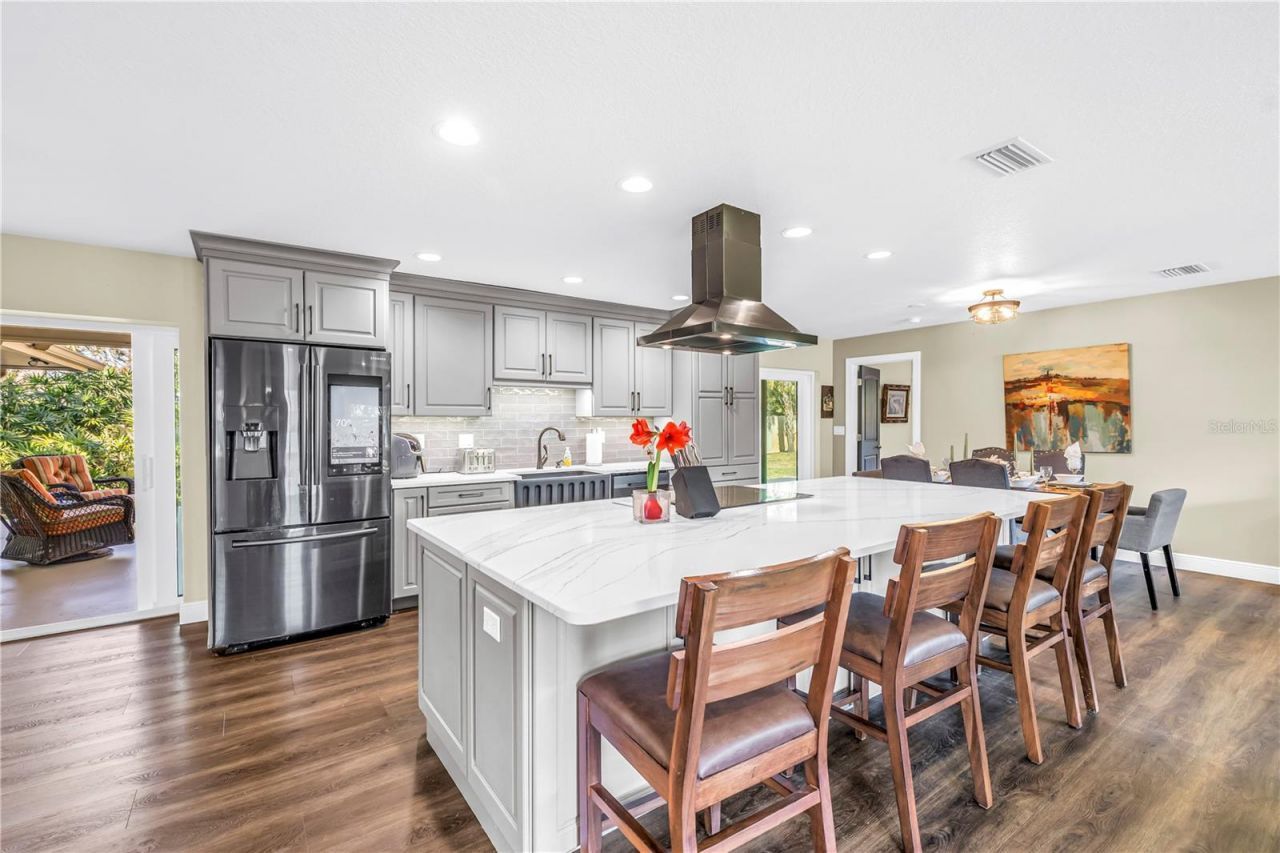 8261 28th Avenue N, Saint Petersburg, FL 33710 Photo