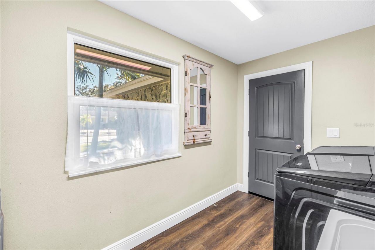 8261 28th Avenue N, Saint Petersburg, FL 33710 Photo