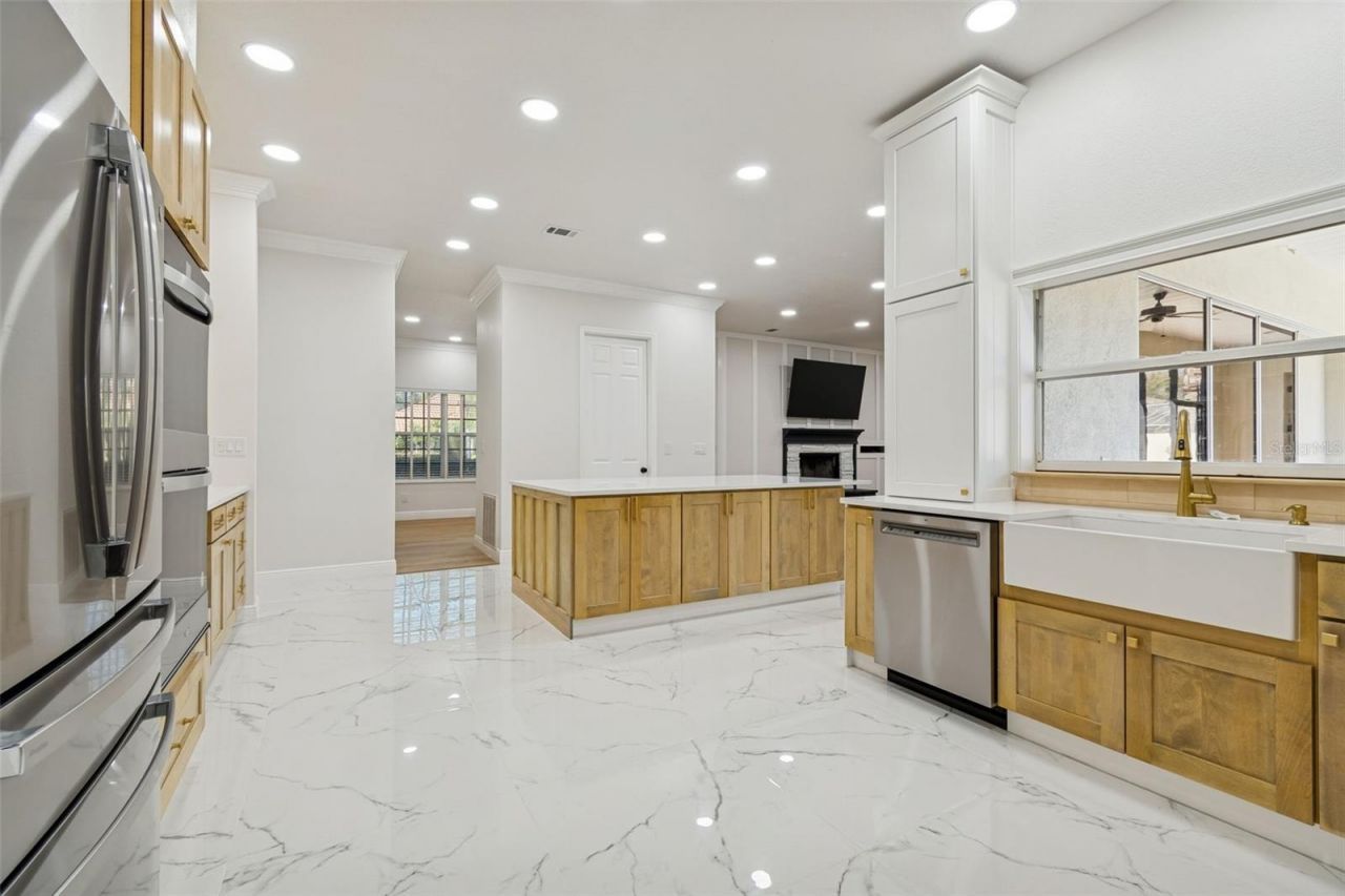 18909 Apian Way, Lutz, FL 33558 Photo