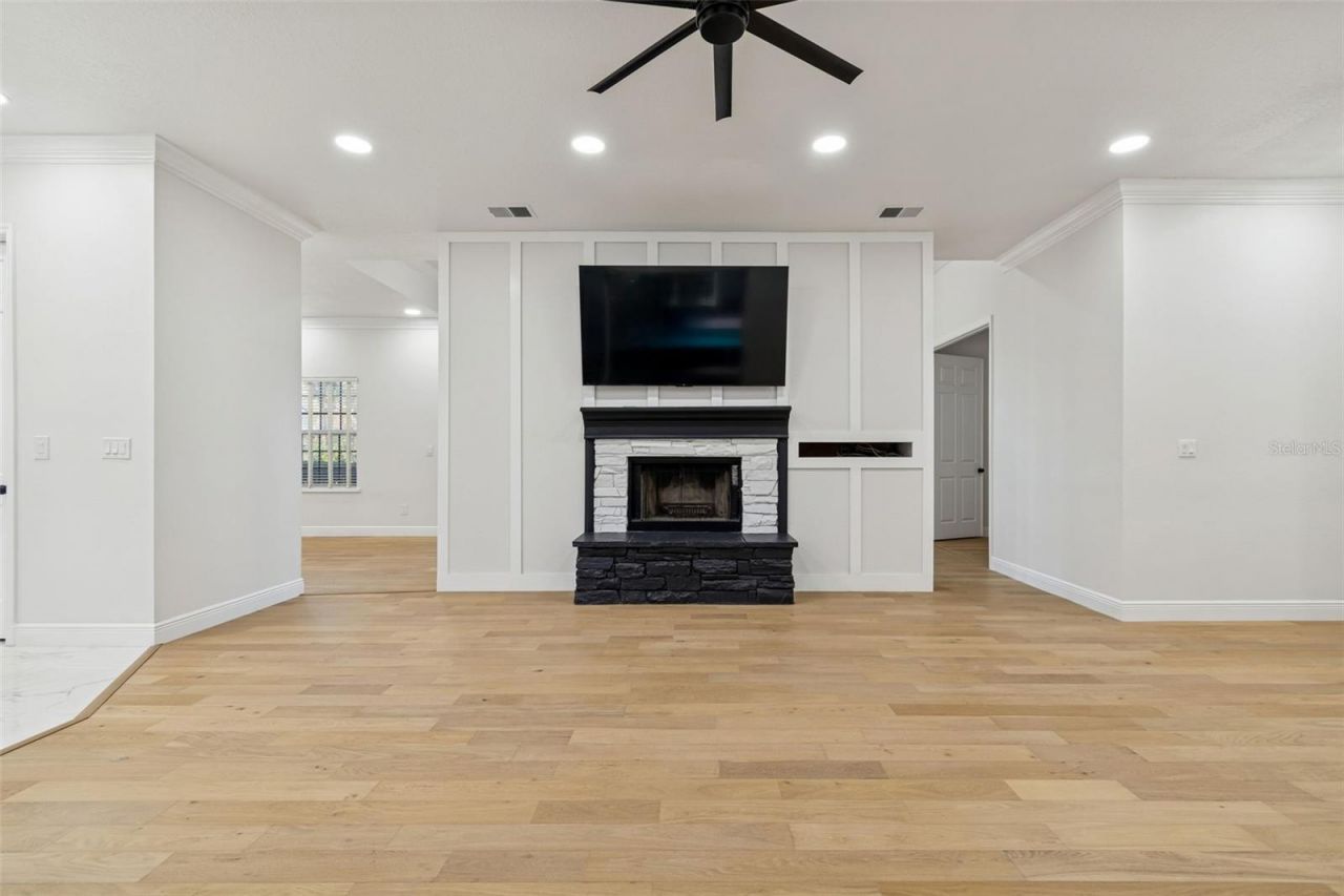 18909 Apian Way, Lutz, FL 33558 Photo