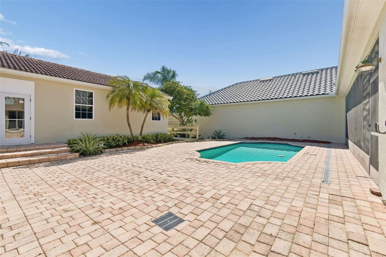 18909 Apian Way, Lutz, FL 33558 Photo