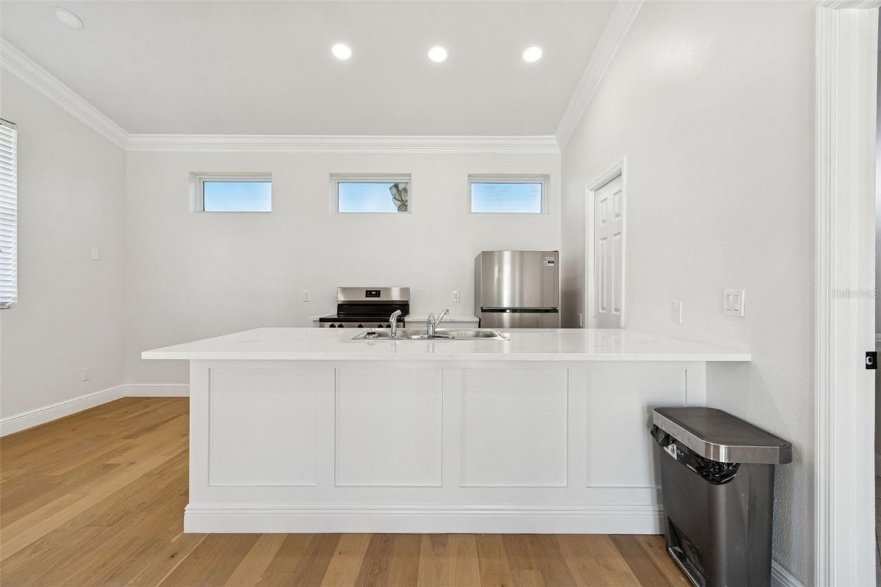 18909 Apian Way, Lutz, FL 33558 Photo