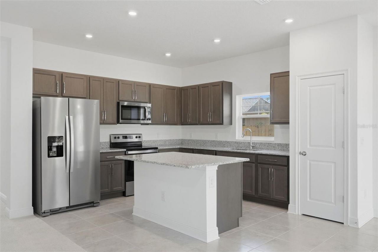 3033 54th Avenue N, Saint Petersburg, FL 33714 Photo