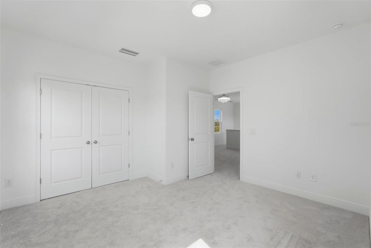 3033 54th Avenue N, Saint Petersburg, FL 33714 Photo