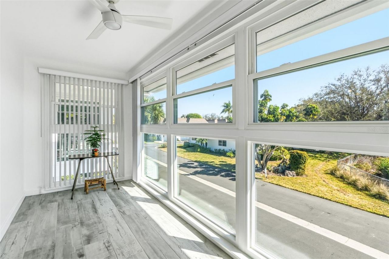 531 Sutton Place, Longboat Key, FL 34228 Photo