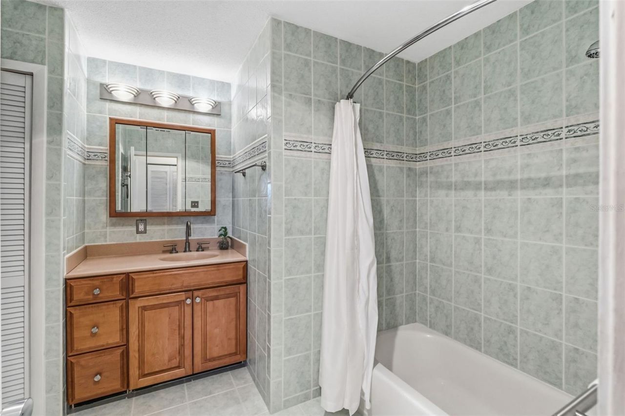 531 Sutton Place, Longboat Key, FL 34228 Photo