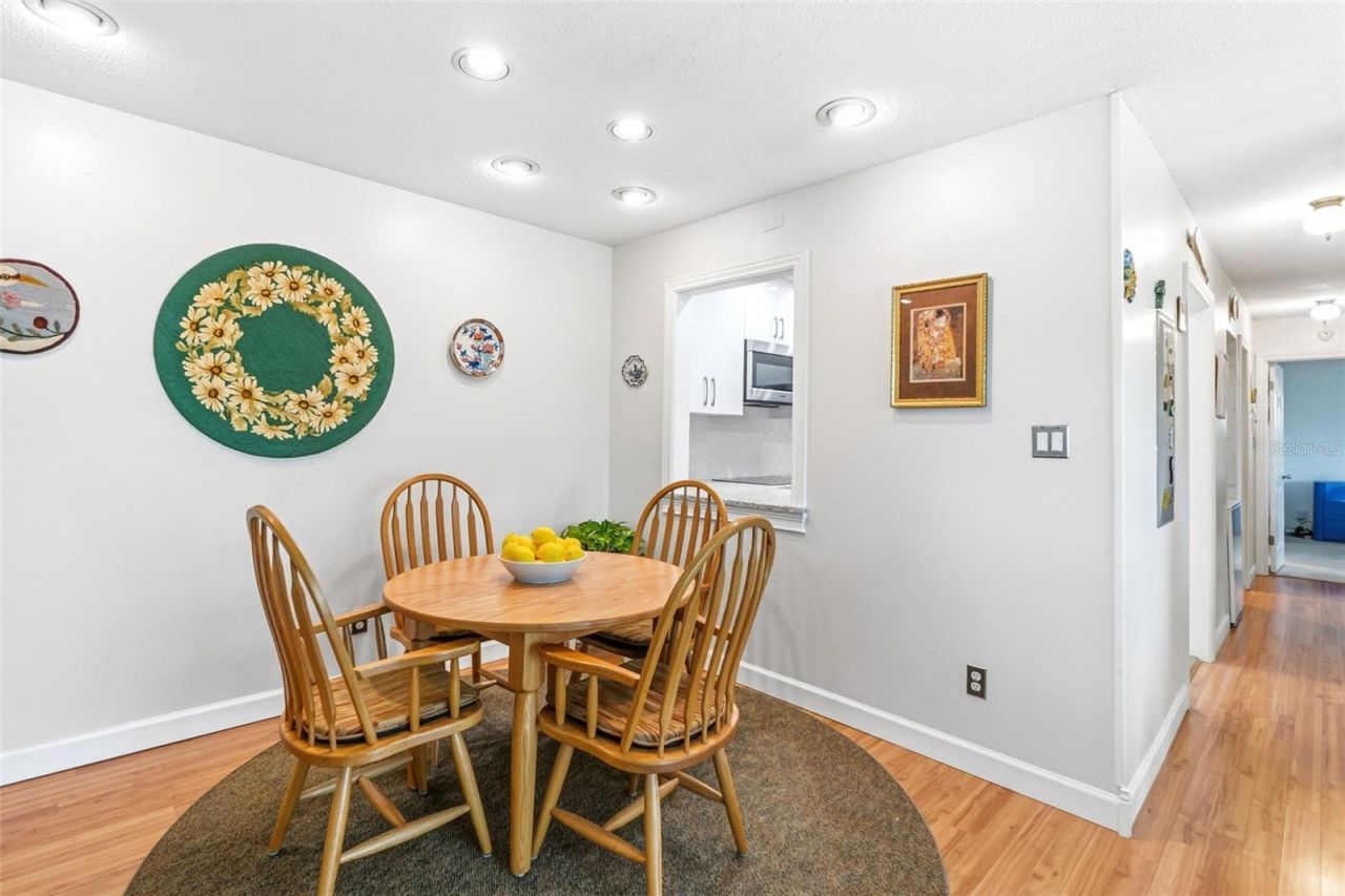 531 Sutton Place, Longboat Key, FL 34228 Photo