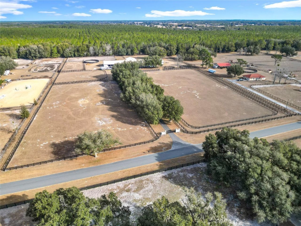 21051 SE 42nd Street, Morriston, FL 32668 Photo