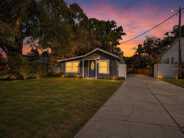 3622 E MOHAWK AVENUE, TAMPA, FL 33610