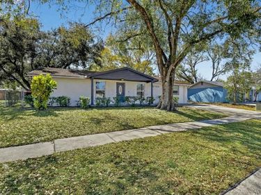 3706 MISTWOOD DRIVE, TAMPA, FL 33619