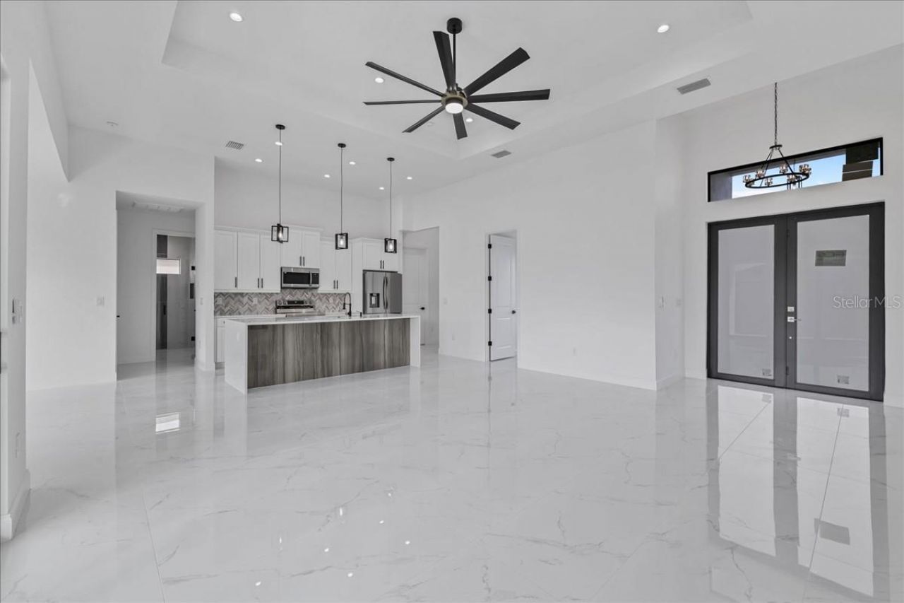 1310 NE 7th Place, Cape Coral, FL 33909 Photo