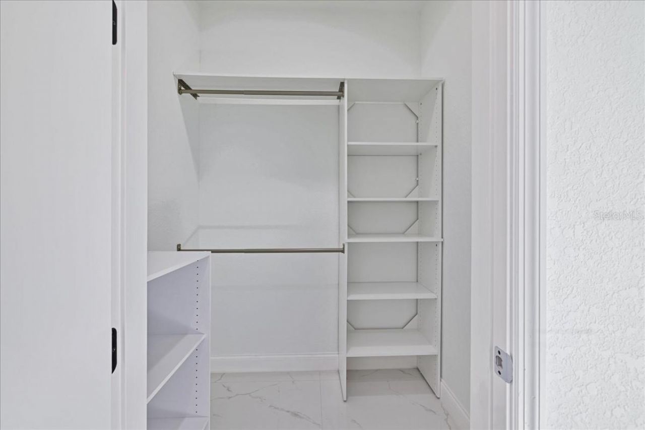 1310 NE 7th Place, Cape Coral, FL 33909 Photo