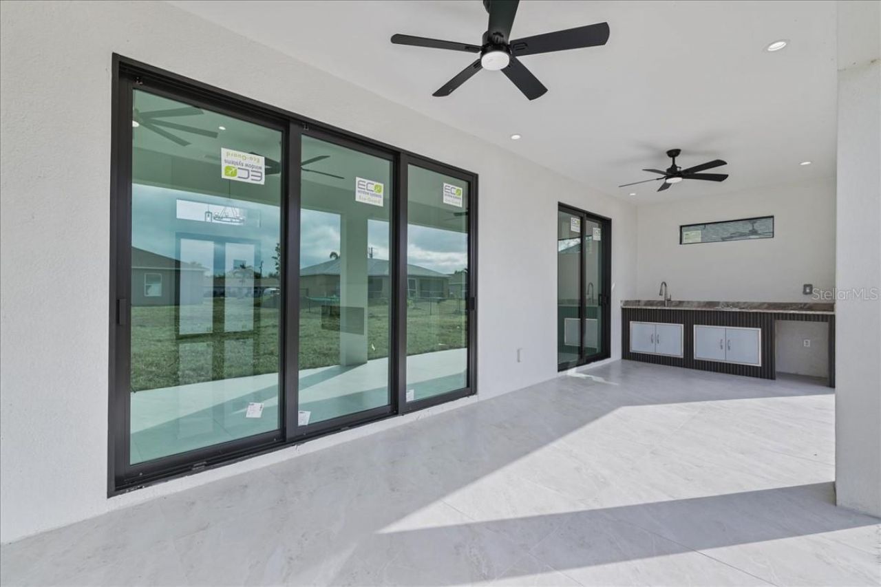 1310 NE 7th Place, Cape Coral, FL 33909 Photo