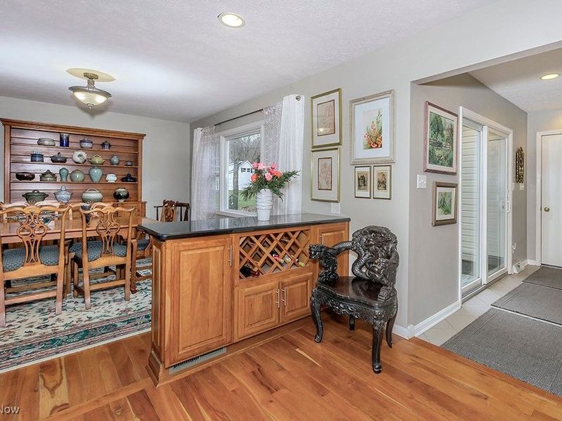 318 Hillside Lane, Chagrin Falls, OH 44022 Photo 15