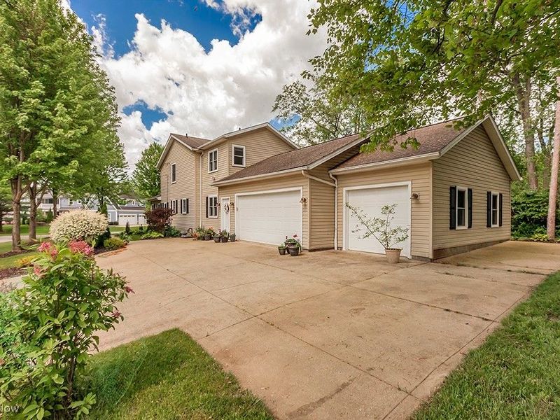 318 Hillside Lane, Chagrin Falls, OH 44022 Photo 37