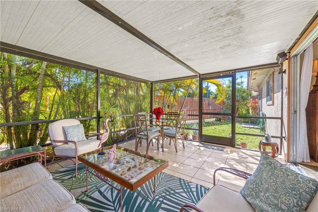 6486 Royal Woods Dr, Fort Myers, FL 33908 Photo